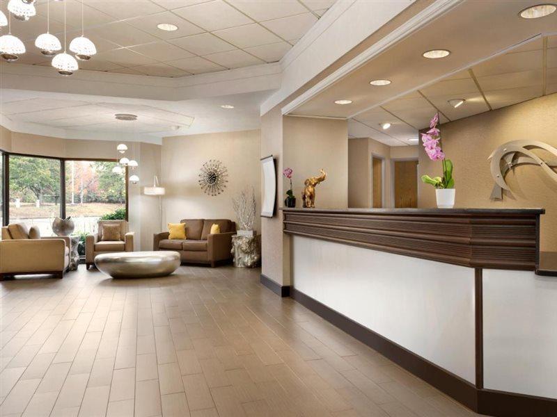 Radisson Akron-Fairlawn Copley Montrose Exterior foto